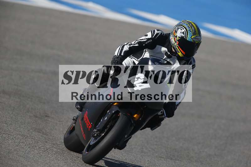 /Archiv-2024/02 29.01.-02.02.2024 Moto Center Thun Jerez/Gruppe gruen-green/134